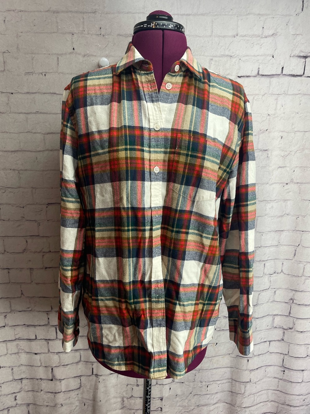 J crew factory women’s size XS long sleeve button down flannel shirt plaid